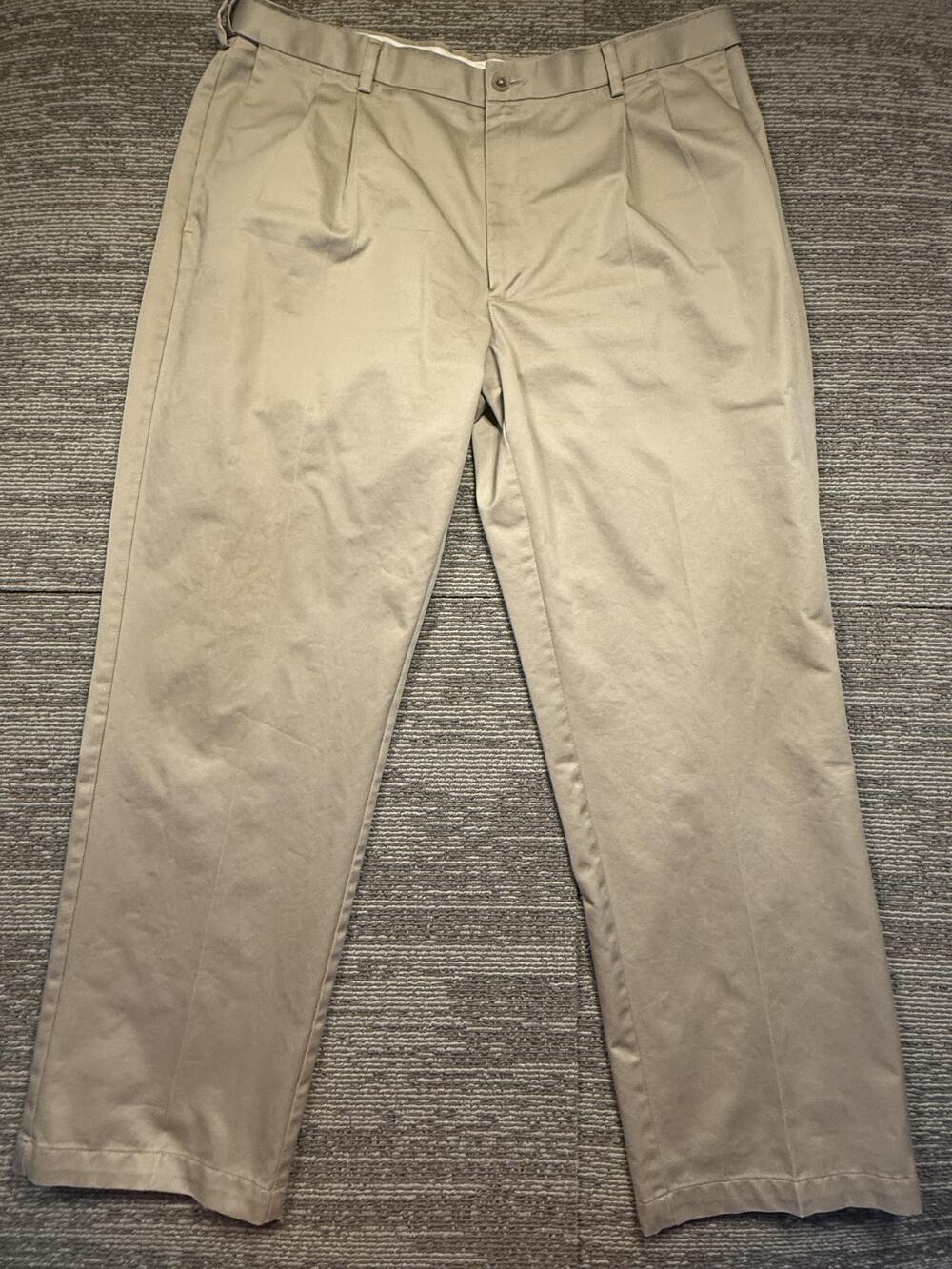 Haggar Work To Weekend Pants Mens 40x31 Beige Pleated Chino Straight Leg Casual